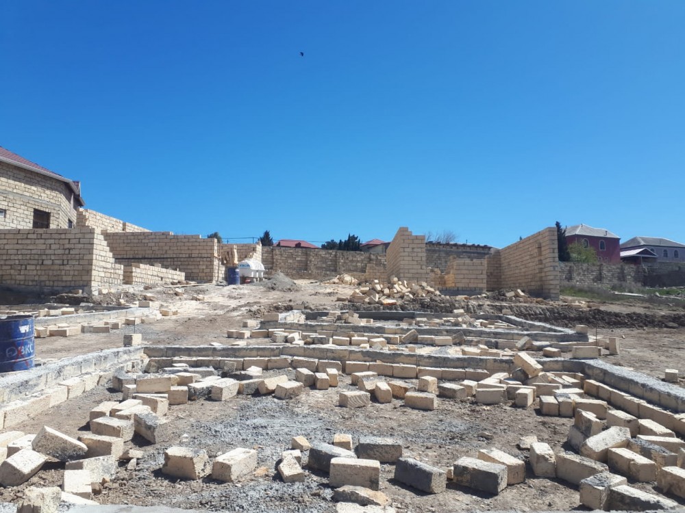 Abdin Fərzəliyev qanunsuz tikintiyə niyə göz yumdu?- ŞOK İDDİA (FOTOLAR)